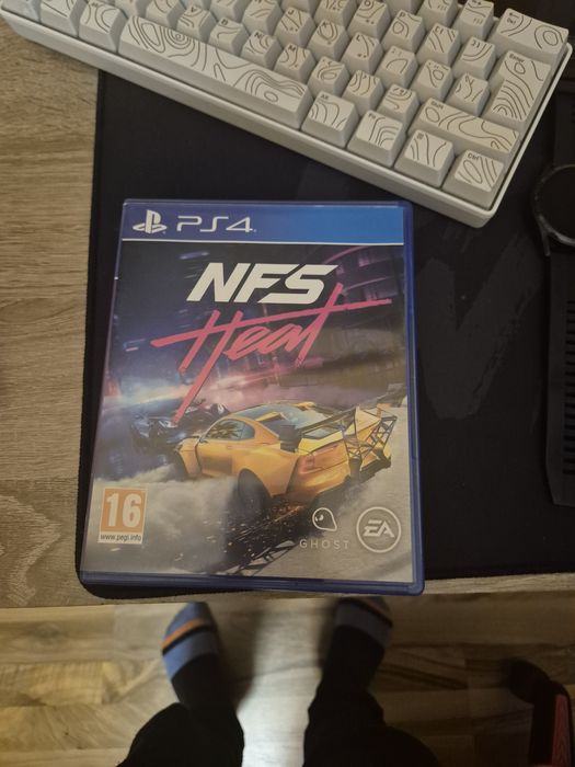 Продавам 6 броя игри за ps4