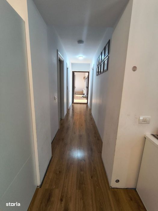City Mall 4 Camere Semi,90 Mp Pret 155000 Euro