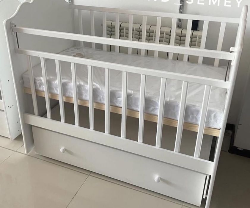 Продам кроватку 30000 тенге