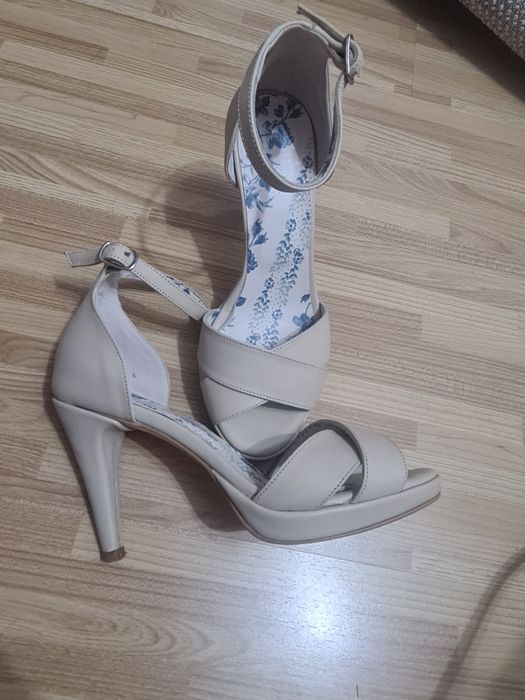 Sandale piele naturală bej 34-35