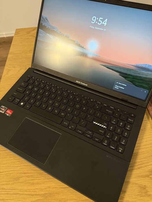 Laptop ASUS Vivobook 15 – Ryzen 5 / 16GB RAM / 512GB
