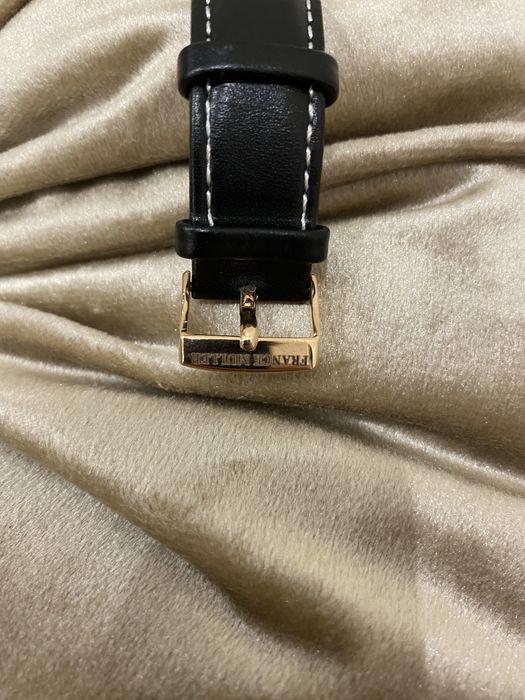 Продам золотые часы