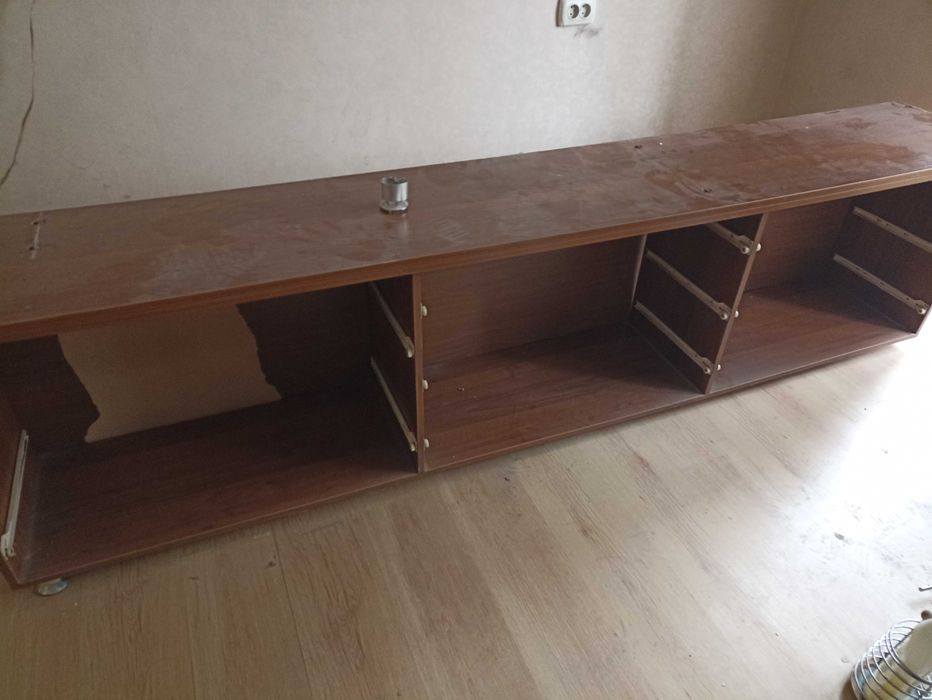 Шкаф-стенка-гарнитур