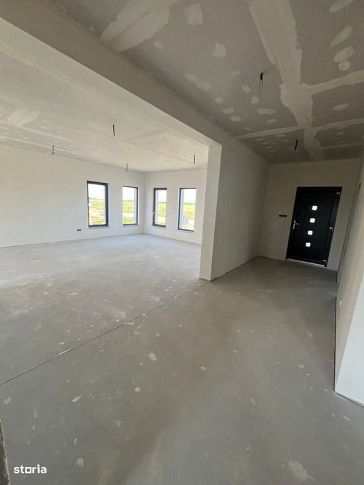 Casa NOUA semifinisata