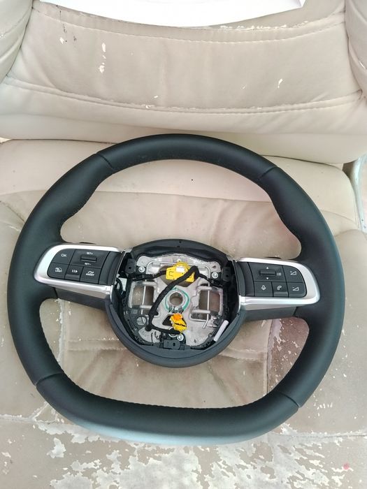 Volan cu comenzi fiat 600 an 2025