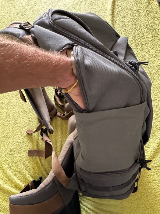 Vând ghiozdan 25l Quechua