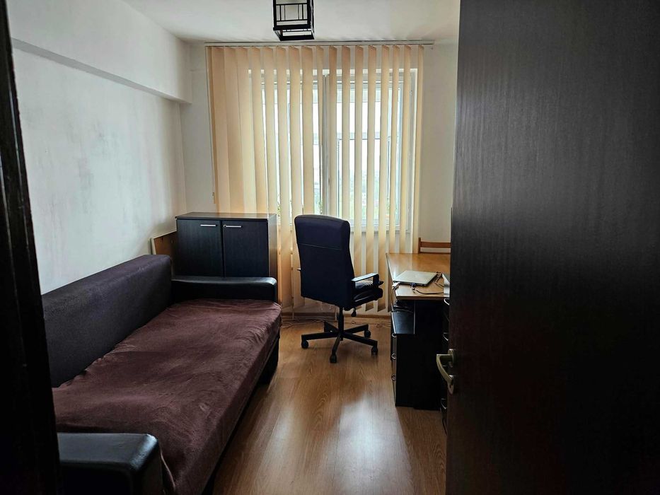 Apartament 3 camere de vânzare Giurgiului sector 4