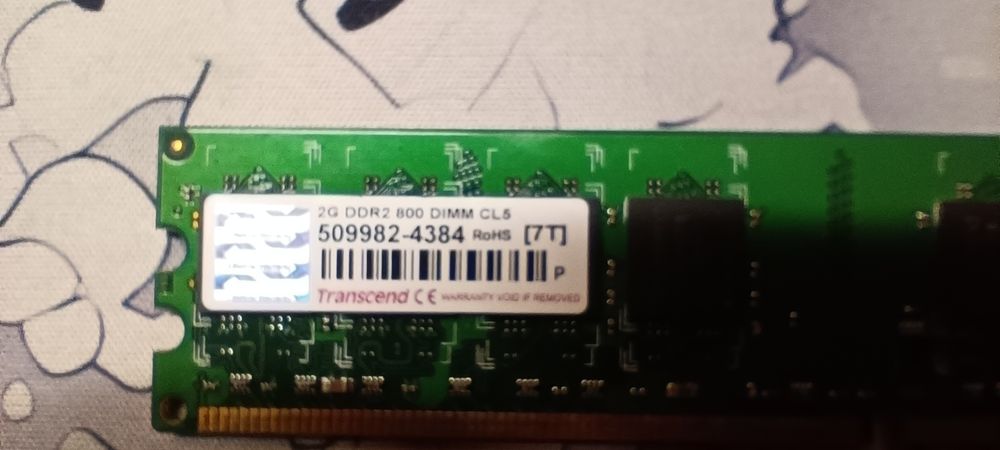 DDR2 2GB 800мгц оперативка