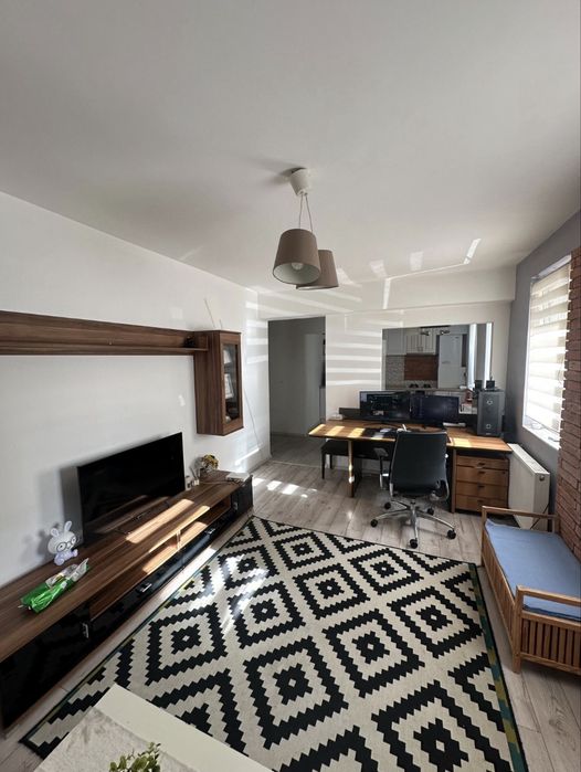 Inchiriez apartament cu 2 camere, Baciu