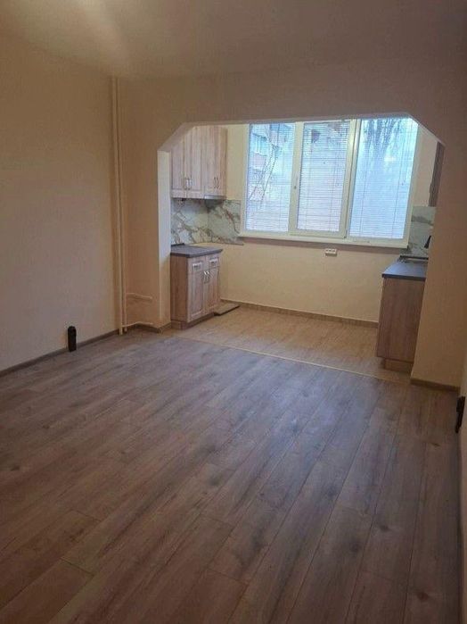 Дава се под наем Двустаен апартамент в София, Люлин 8 - 46 кв.м за 428.91 € - Снимка #1