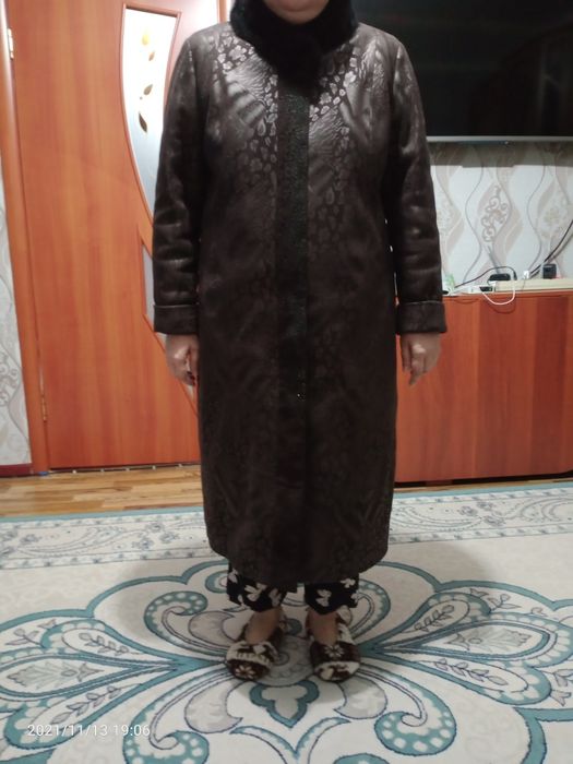 Продам пальто демисезонка.