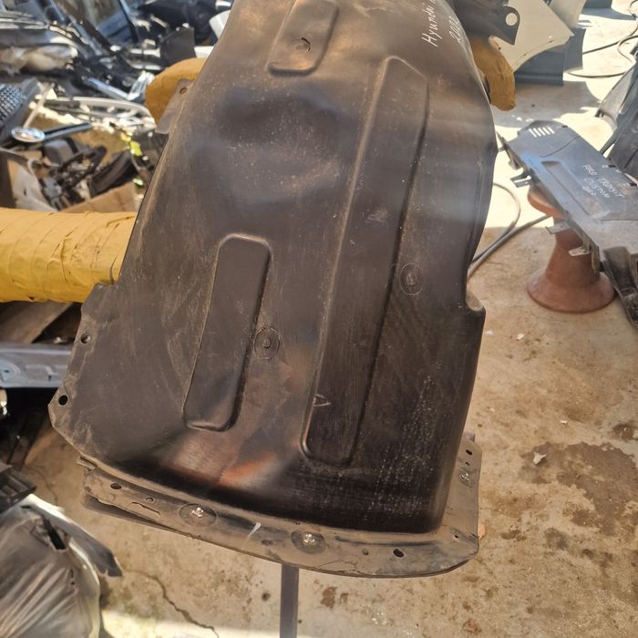 Hyundai i20  2022 преден десен подкалник