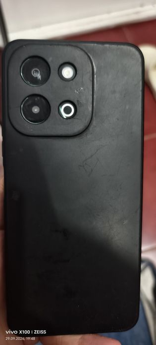 Vivo Y28 и Vivo Y20