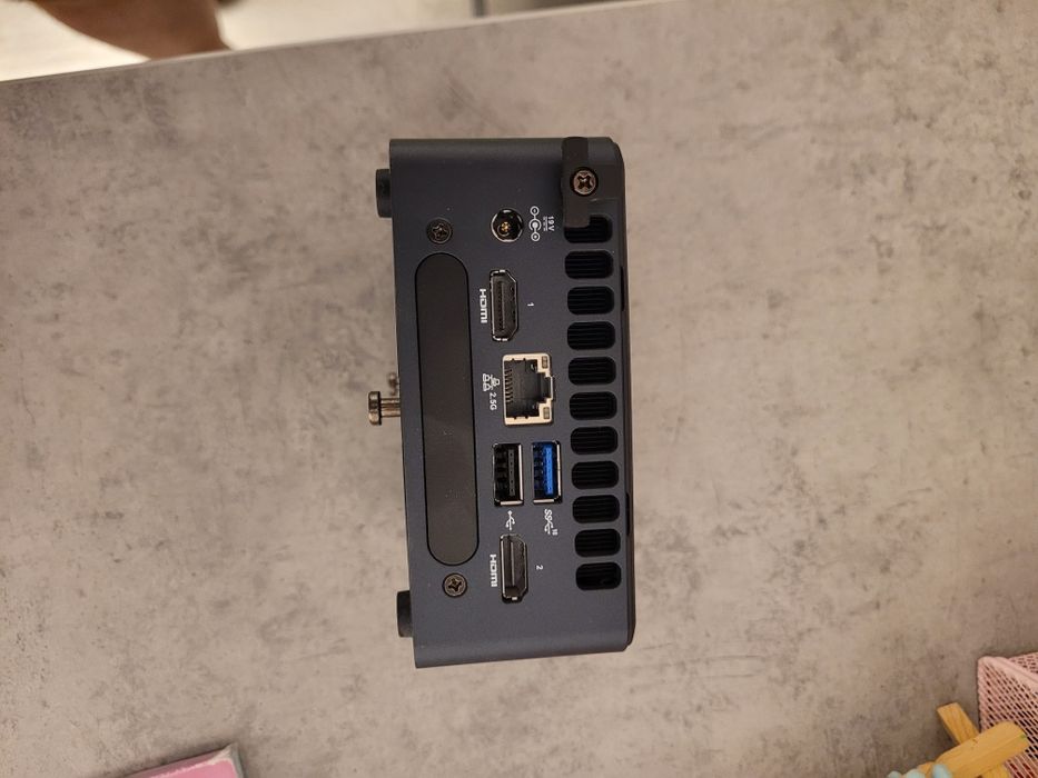 Intel nuc i5 gen 10 ca nou