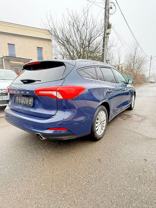 FORD Focus 2020 — imagine 4