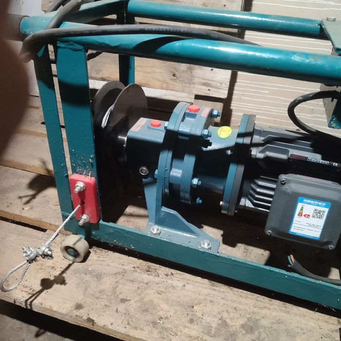 Лебедка электрическая