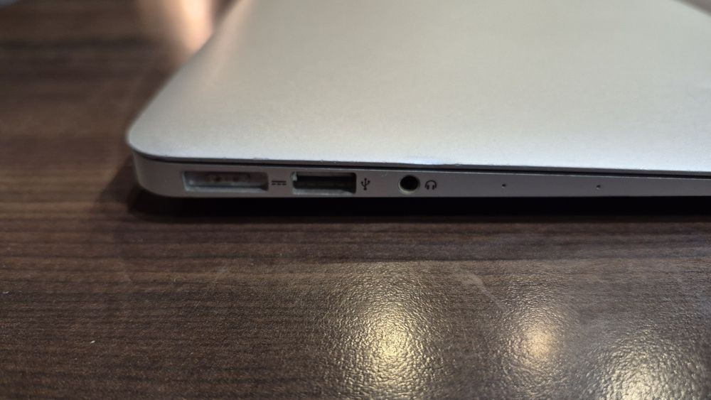 Macbook Air 11" 8Gb Ram