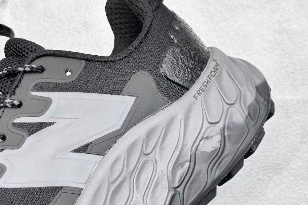 Нови мъжки маратонки New Balance Fresh Foam X Trail More v3 black grey
