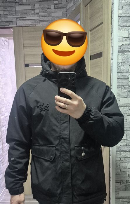 Продам куртку весеннюю