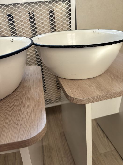 Продам эмалированый чашки