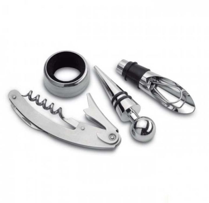 НОВА Луксозна Подаръчna КУТИЯ ЗА ВИНО с аксесоари.СЕТ ЗА ВИНО +ШАХ 2в1