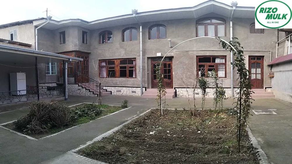 Учтепа тумани Бирлик мавзесида ховли сотилади. NR494/19