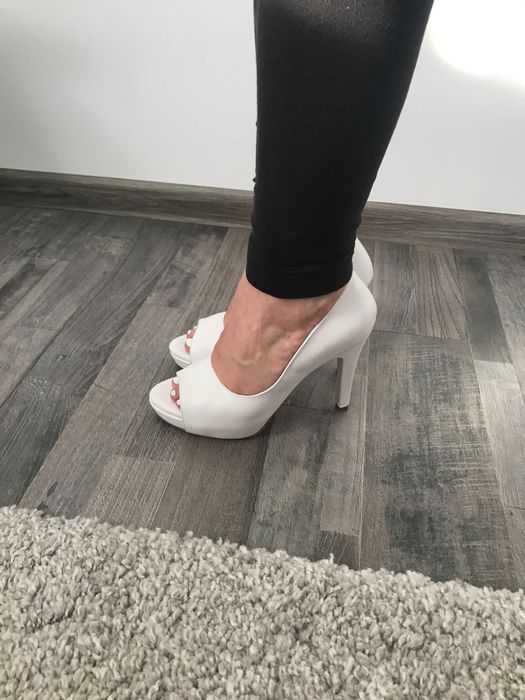 Pantofi mireasa marimea 35