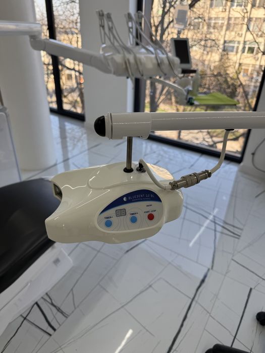 Стоматологичен LED апарат за активиране на избелване на зъби