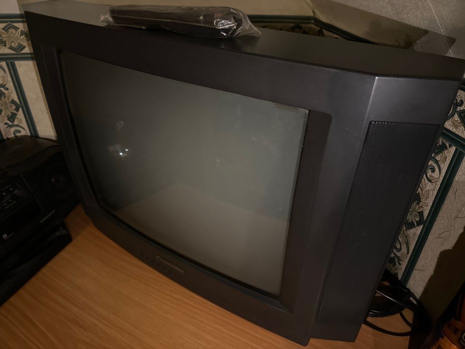 ОБМЕН - телевизор Changhong