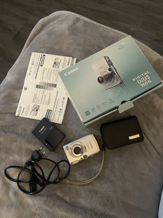 Камера Canon IXUS 950 IS