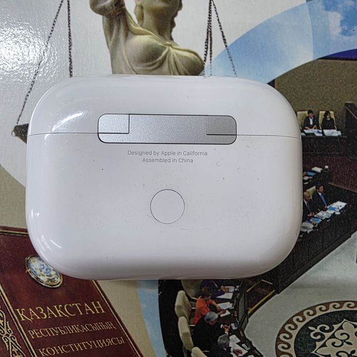 AirPods Pro (2nd generation)