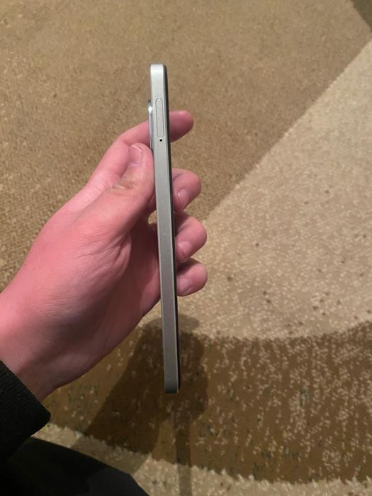 Продаю телефон орро А36