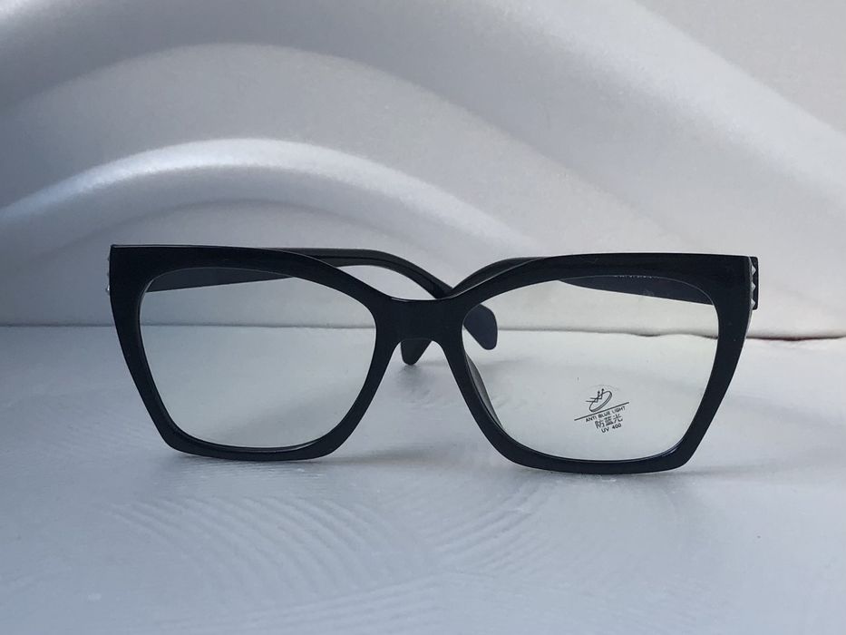 Прозрачни дамски очила за компютър