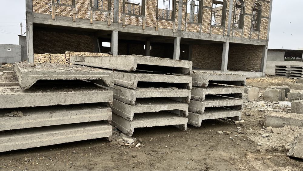 Plitalar sotiladi b/u sifati zôr