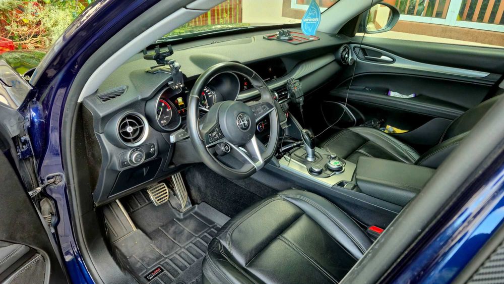 Alfa Romeo Stelvio 2.2 Diesel 16V AT8-Q4 Executive  4x4, 210CP