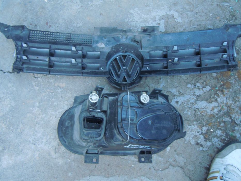 VW Golf 4  1.6 SR  2.3 V5 4motion