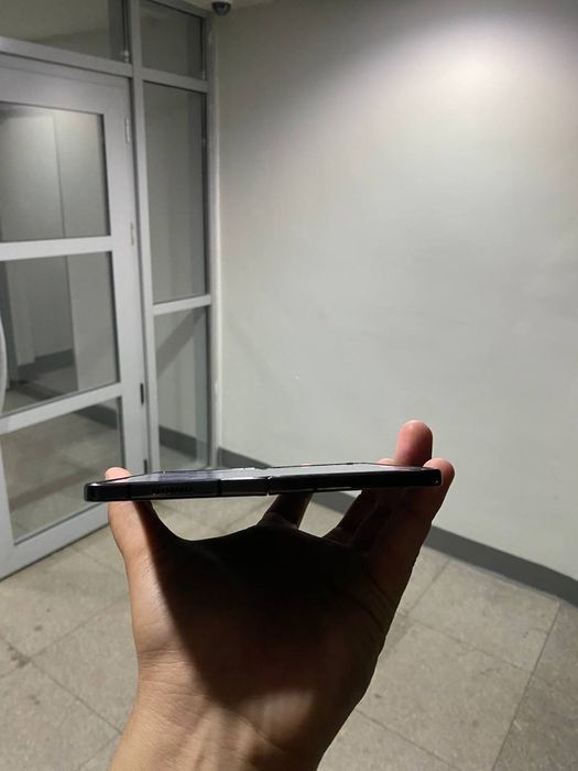 Samsung Z Fold 5
