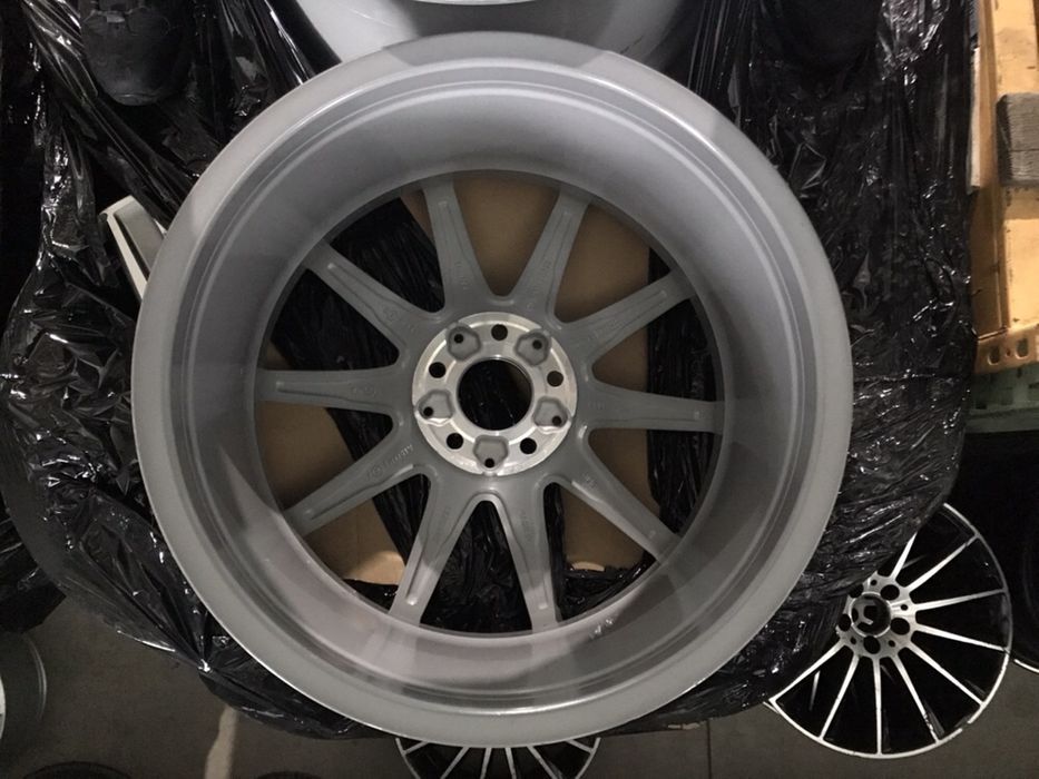 Jante originale Mercedes C Class CLS GLC AMG63 9Jx19Zoll ET18