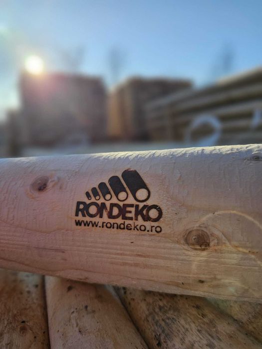 Stalpi rotunzi pentru imprejmuiri garduri si porti