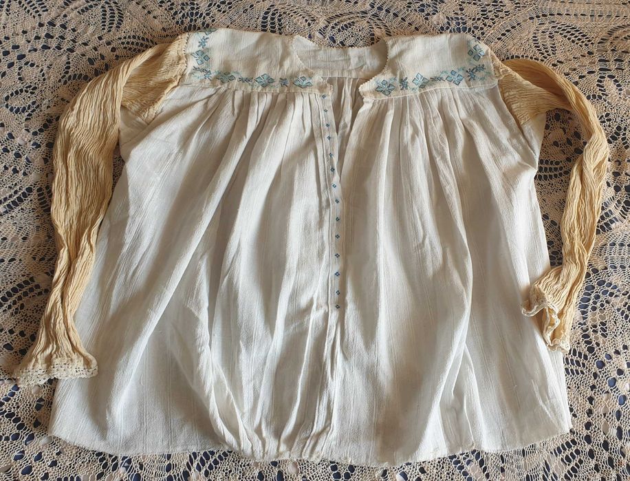 Ризи от народна носия - 2 броя