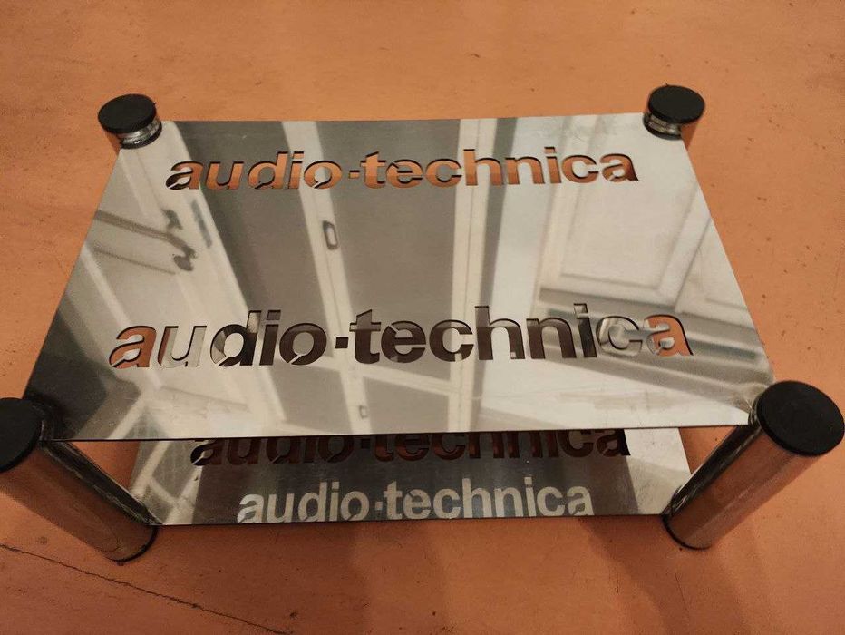 Подставка под ламповый усилитель.Нержавеюшая сталь.