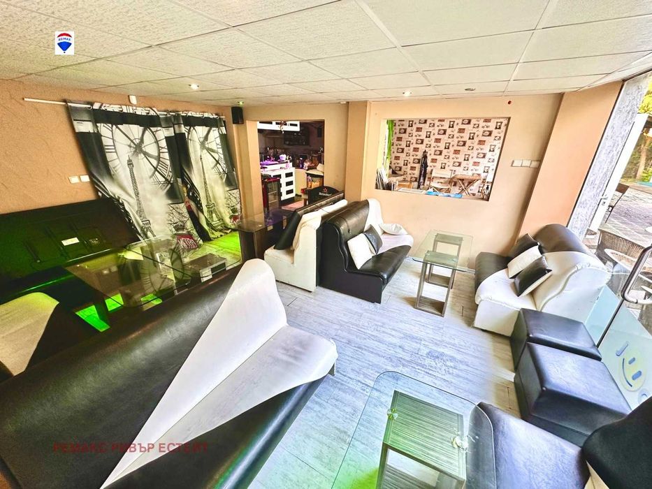 Дава се под наем Заведение в Русе, Възраждане - 168 кв.м за 943.5 € - Снимка #1