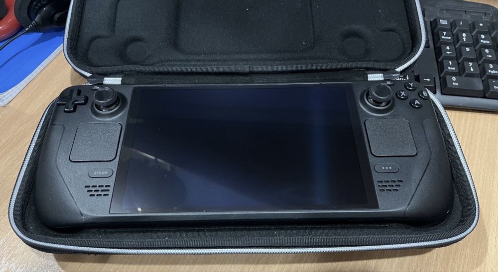 Продам SteamDeck OLED 1Tb