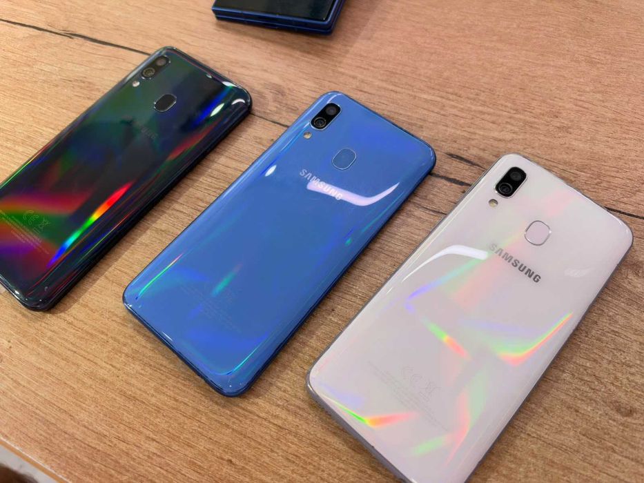 Samsung Galaxy A40 64GB 4GB RAM | Mai Multe Culori | Garanție 24 Luni