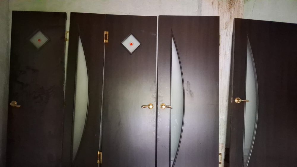 Продам межкомнатные двери