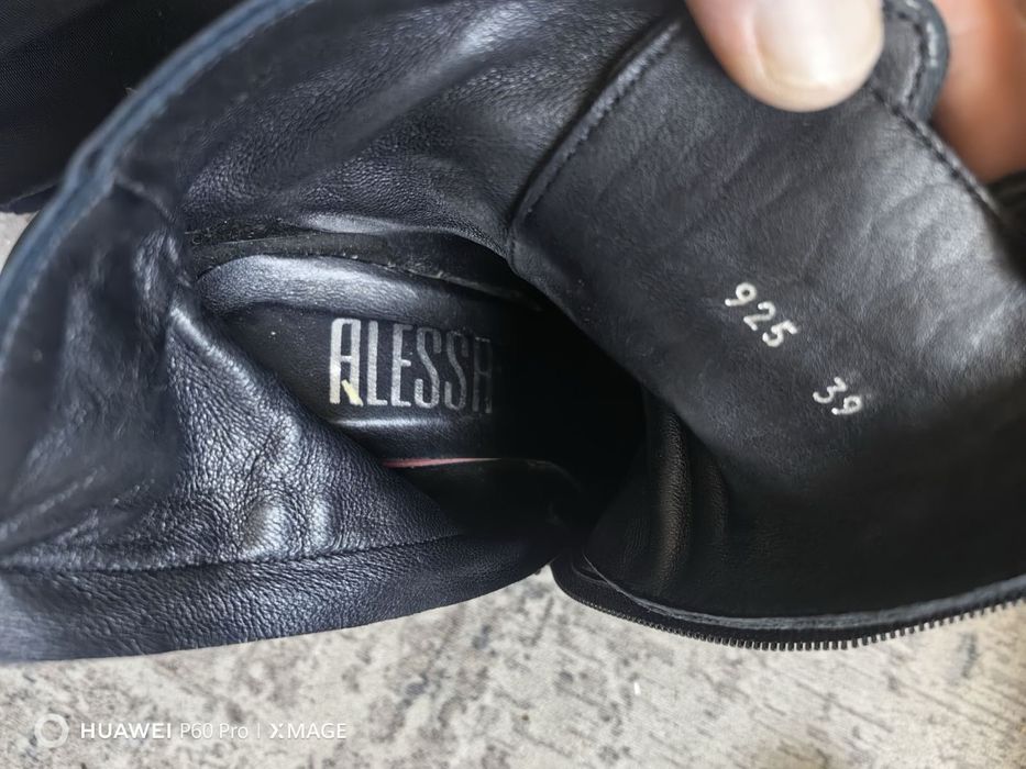 Alessa Noemi боти на ток