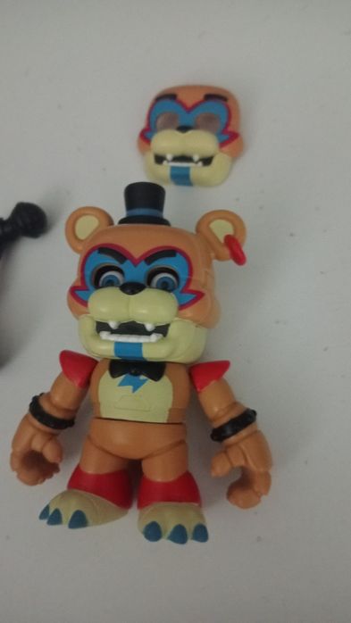 Fnaf фигурка продаю