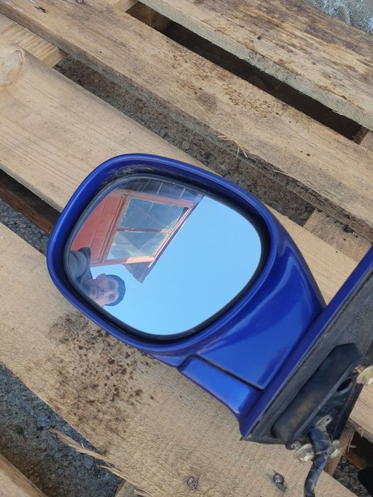 Огледала Toyota Rav4 1