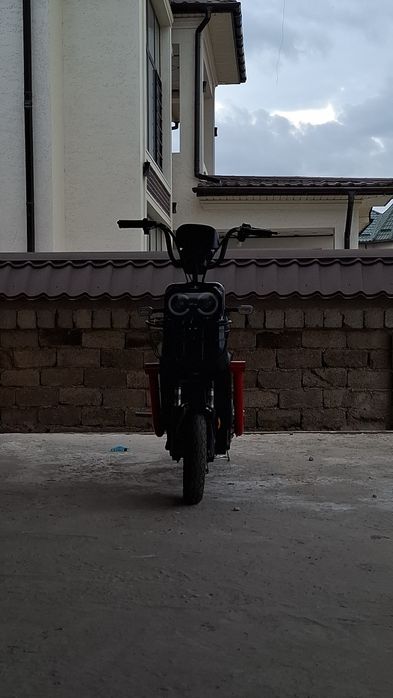 Минимум 90к или 100