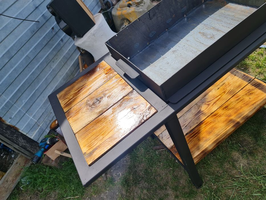 Мангал для шашлыков